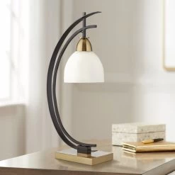 Amaris Table Lamp